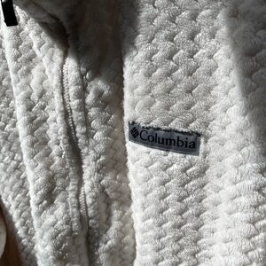 Columbia Cream Textured Teddy Fleece Jacket